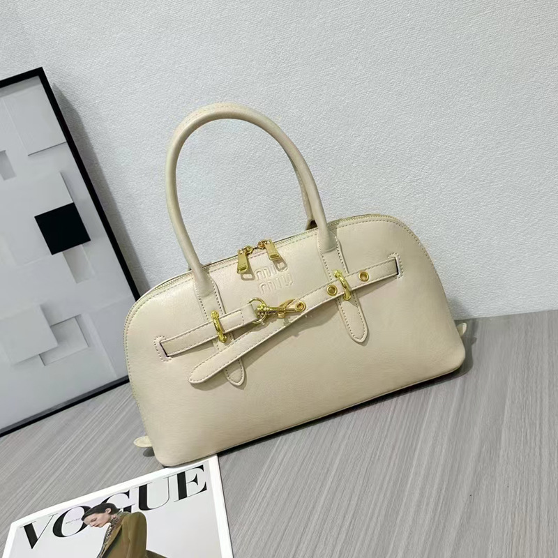 Ladies Hand Bag